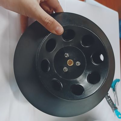 実験室の医学のテーブルの上の遠心分離機機械最高速度4000r/Min